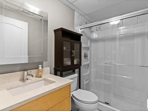 277 52514 Rge Road 223, Rural Strathcona County, AB - Indoor Photo Showing Bathroom