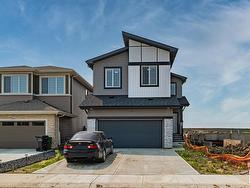 9449 Pear Crescent  Edmonton, AB T6X 2Z5