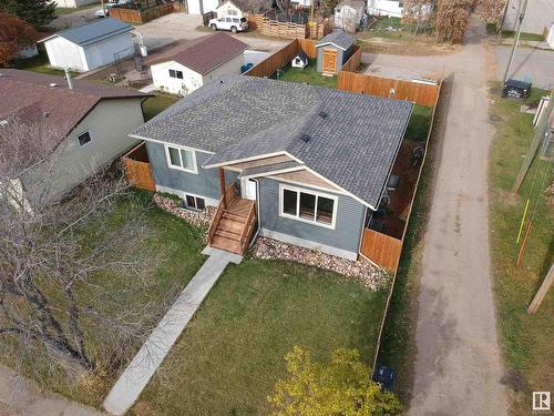 5012 48 Av, Onoway, AB 