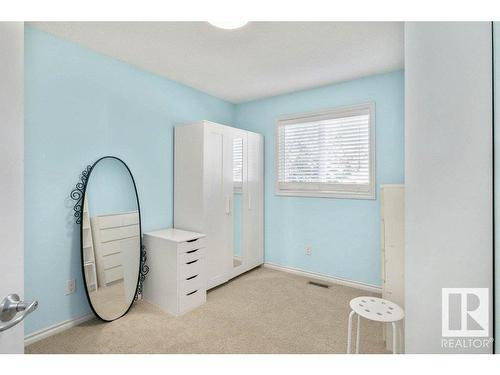 1566 34A Avenue, Edmonton, AB - Indoor Photo Showing Other Room