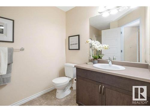 1566 34A Avenue, Edmonton, AB - Indoor Photo Showing Bathroom