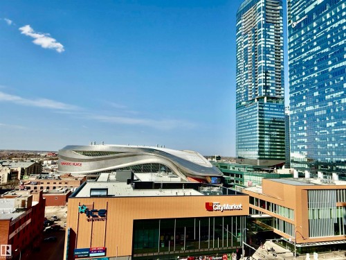 609 10238 103 Street, Edmonton, AB - Outdoor