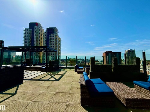 609 10238 103 Street, Edmonton, AB - Outdoor