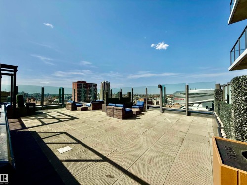 609 10238 103 Street, Edmonton, AB - Outdoor