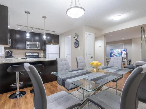 28 9515 160 Avenue, Edmonton, AB - Indoor Photo Showing Dining Room