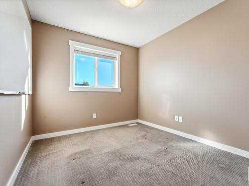 3607 12 St Nw, Edmonton, AB 