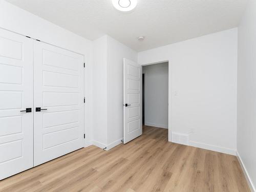 6923 Johnnie Caine Way, Edmonton, AB - Indoor Photo Showing Other Room