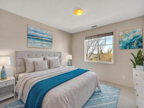 318 2503 Hanna Crescent, Edmonton, AB - Indoor Photo Showing Bedroom