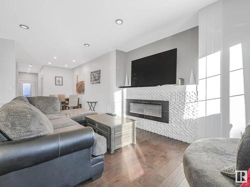 6056 179 Avenue, Edmonton, AB - Indoor Photo Showing Living Room With Fireplace