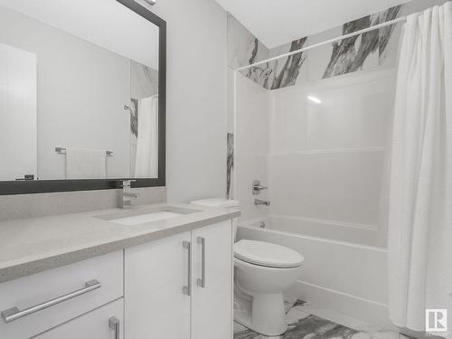 6056 179 Avenue, Edmonton, AB - Indoor Photo Showing Bathroom