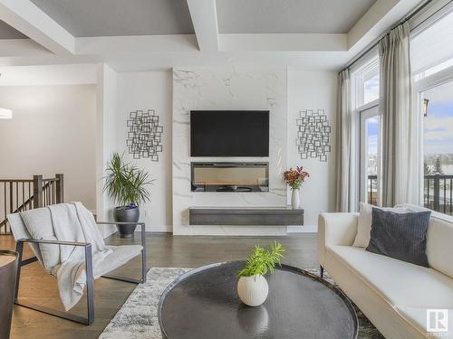 122 Edgewater Circle, Leduc, AB - Indoor Photo Showing Living Room