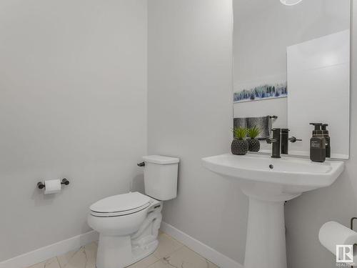 122 Edgewater Circle, Leduc, AB - Indoor Photo Showing Bathroom