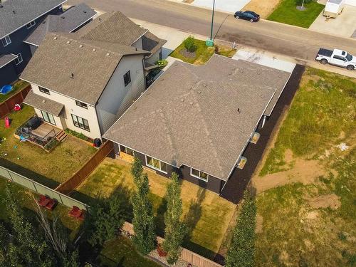 5 Darby Cr, Spruce Grove, AB 