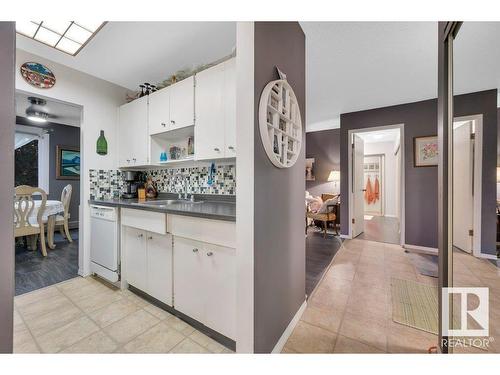 201 5125 Riverbend Road, Edmonton, AB - Indoor Photo Showing Kitchen