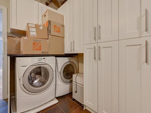 2004 9020 Jasper Avenue, Edmonton, AB - Indoor Photo Showing Laundry Room