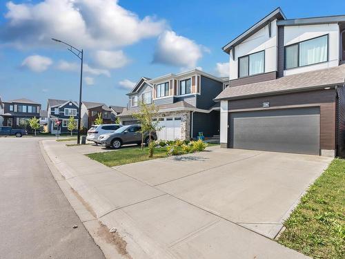 4108 Hawthorn Court, Edmonton, AB - Outdoor With Facade