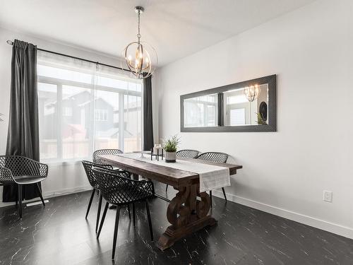 4108 Hawthorn Court, Edmonton, AB - Indoor Photo Showing Dining Room