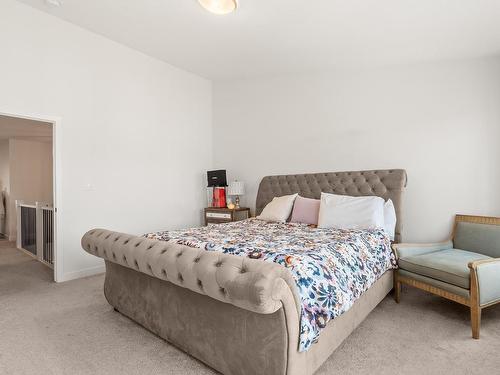 4108 Hawthorn Court, Edmonton, AB - Indoor Photo Showing Bedroom