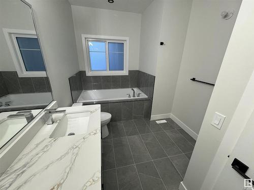 17039 45 Street, Edmonton, AB - Indoor Photo Showing Bathroom