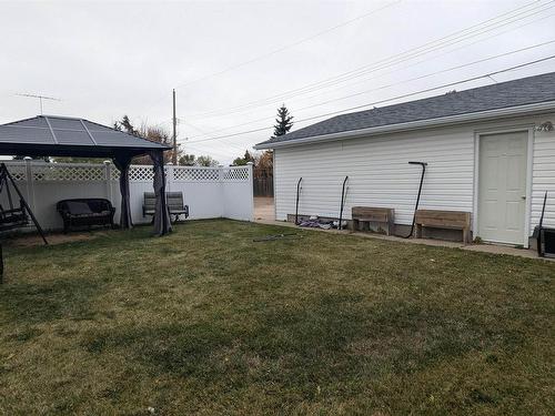 6002 50 St, Vegreville, AB 