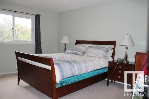 425 Buchanan Road, Edmonton, AB - Indoor Photo Showing Bedroom