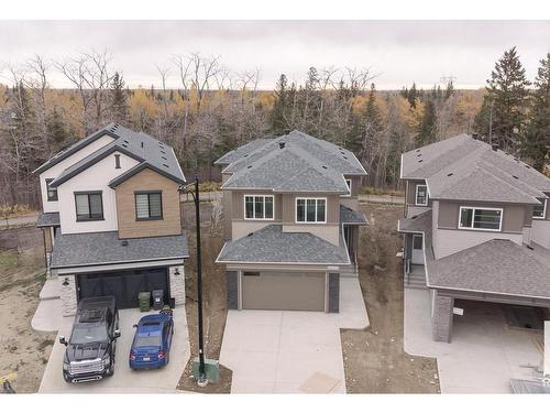 672 Astoria Way, Devon, AB - Outdoor With Facade