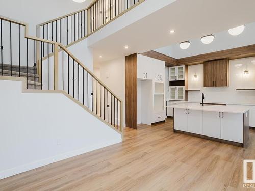 672 Astoria Way, Devon, AB - Indoor Photo Showing Kitchen