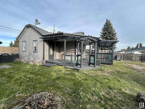 816 11 Av, Cold Lake, AB 