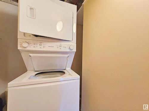 410 4304 139 Avenue, Edmonton, AB - Indoor Photo Showing Laundry Room