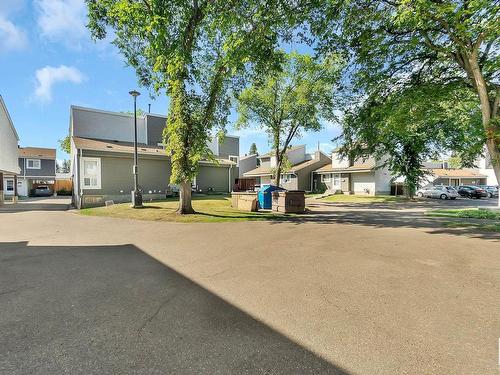 5526 19A Ave Nw, Edmonton, AB 