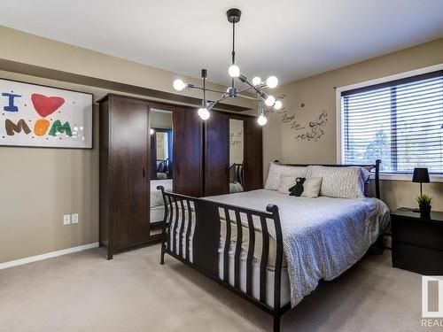 220 42 Summerwood Boulevard, Sherwood Park, AB - Indoor Photo Showing Bedroom