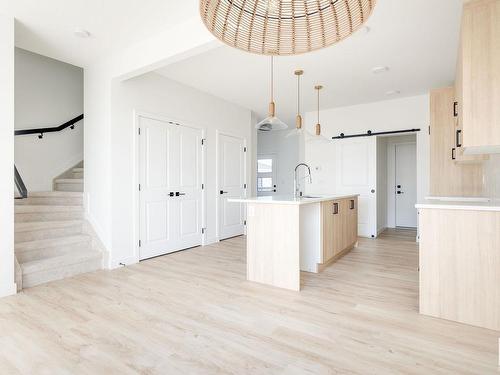 6320 27 Avenue, Edmonton, AB - Indoor Photo Showing Kitchen