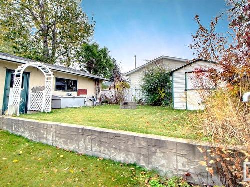 6 Moreland Cr, Sherwood Park, AB 