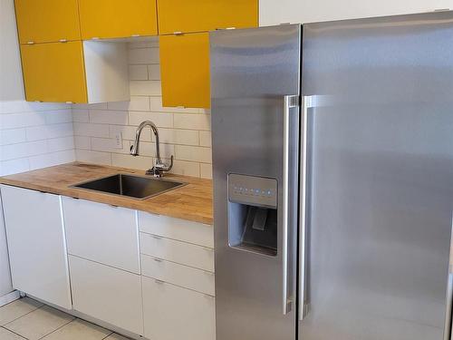 603 9028 Jasper Avenue, Edmonton, AB - Indoor Photo Showing Kitchen