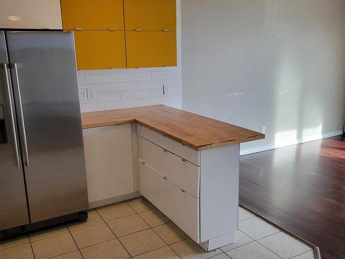 603 9028 Jasper Avenue, Edmonton, AB - Indoor Photo Showing Kitchen