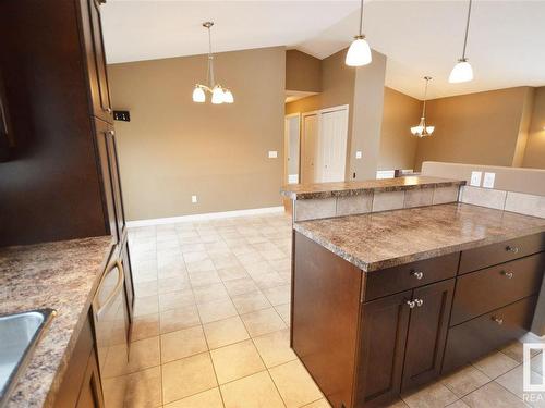 4801 49 Street, Glendon, AB - Indoor Photo Showing Kitchen