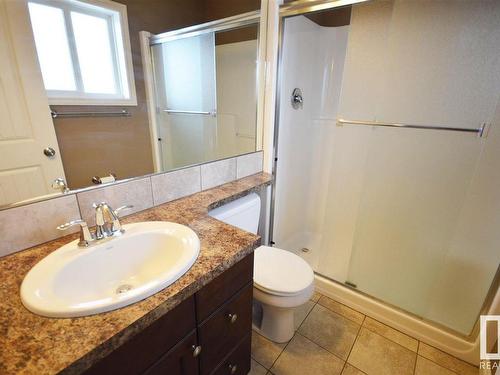 4801 49 Street, Glendon, AB - Indoor Photo Showing Bathroom