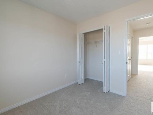 483 Orchards Boulevard, Edmonton, AB - Indoor Photo Showing Other Room