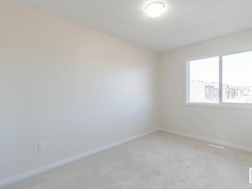 483 Orchards Boulevard, Edmonton, AB - Indoor Photo Showing Other Room