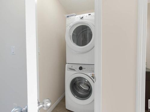 483 Orchards Boulevard, Edmonton, AB - Indoor Photo Showing Laundry Room