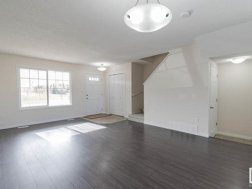 483 Orchards Boulevard, Edmonton, AB - Indoor Photo Showing Other Room