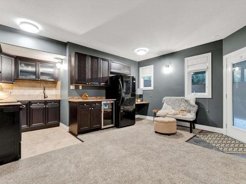 58 Greenfield Crescent, Fort Saskatchewan, AB - Indoor Photo Showing Kitchen