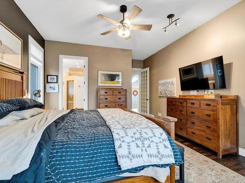 58 Greenfield Crescent, Fort Saskatchewan, AB - Indoor Photo Showing Bedroom