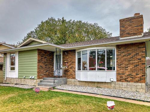 3139 67 St Nw, Edmonton, AB 