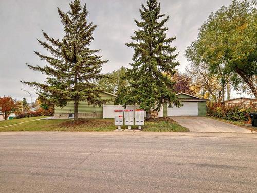 3139 67 St Nw, Edmonton, AB 