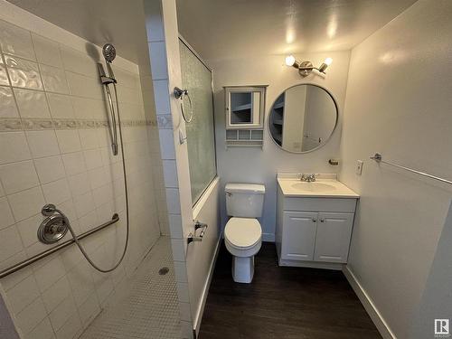 217 17109 67 Avenue, Edmonton, AB - Indoor Photo Showing Bathroom