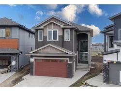 1536 27 ST NW  Edmonton, AB T6T 2T7