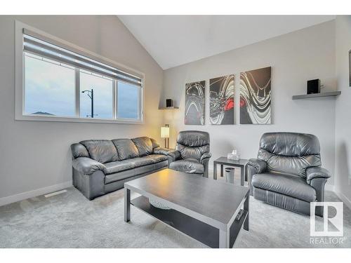 16007 34 Avenue, Edmonton, AB - Indoor Photo Showing Living Room