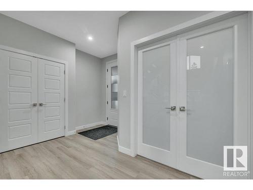 16007 34 Avenue, Edmonton, AB - Indoor Photo Showing Other Room