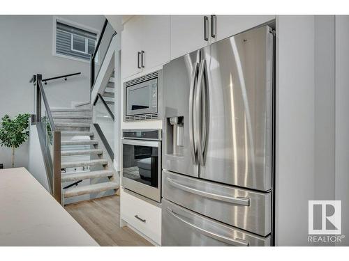 16007 34 Avenue, Edmonton, AB - Indoor Photo Showing Kitchen With Stainless Steel Kitchen